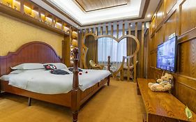 Mount Emei Teddy Bear Hotel玩具熊酒店